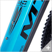 Bicicletta elettrica Mountain e-bike  CANYON 6.2: particolare batteria integrata