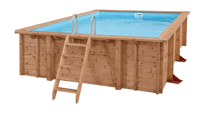 Piscina in legno fuori terra con putrelle per platea in cemento