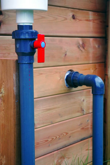 Kit piscina della  piscina in legno fuori terra da esterno MASTER POOL 1550x350 Liner azzurro: Tubazioni in PVC rigido