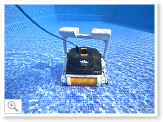 Robot automatico per fondo e pareti della piscina Dolphin Explorer - Foto 1