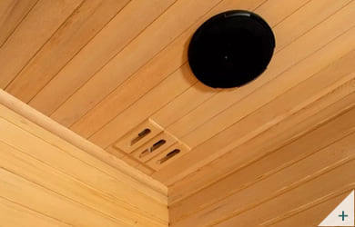 Sauna infrarossi Ambra - Foto degli interni: pannello infrarossi polpacci