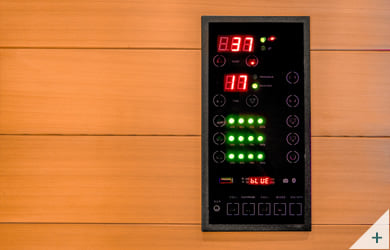 Sauna infrarossi Patty - Foto degli interni: pannello di controllo moderno